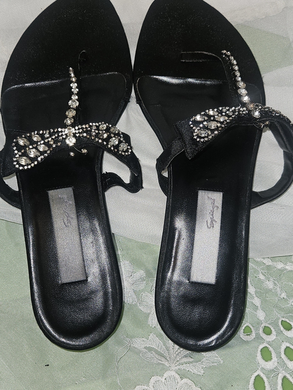 Spiegel Black Crystal Bow Thong Sandals - Women's - Picture 3 of 5